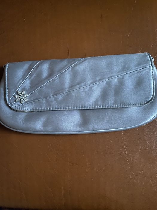 Сумка-клатч на цепочке