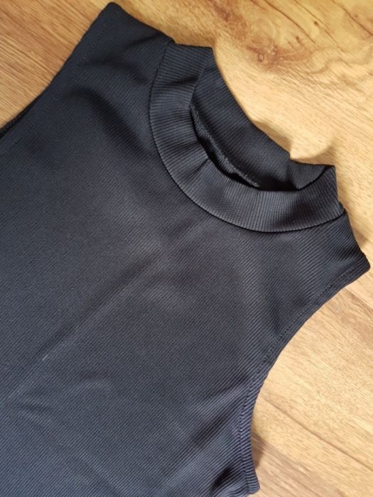 Reseved sukienka roz Xs