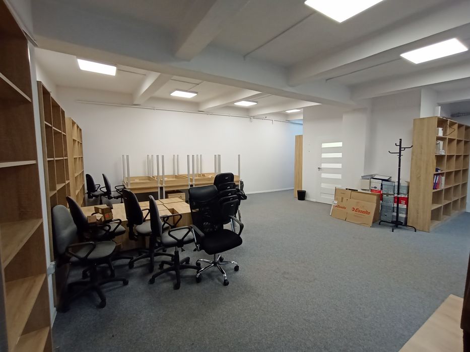 Lokale biurowe, Kamienna Góra, centrum, parking