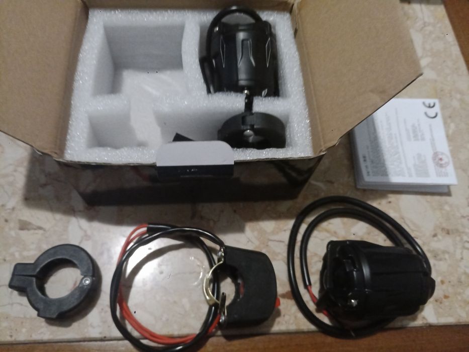 Faróis  suplemetares para moto  duplo clique ,,luz braca /amarela