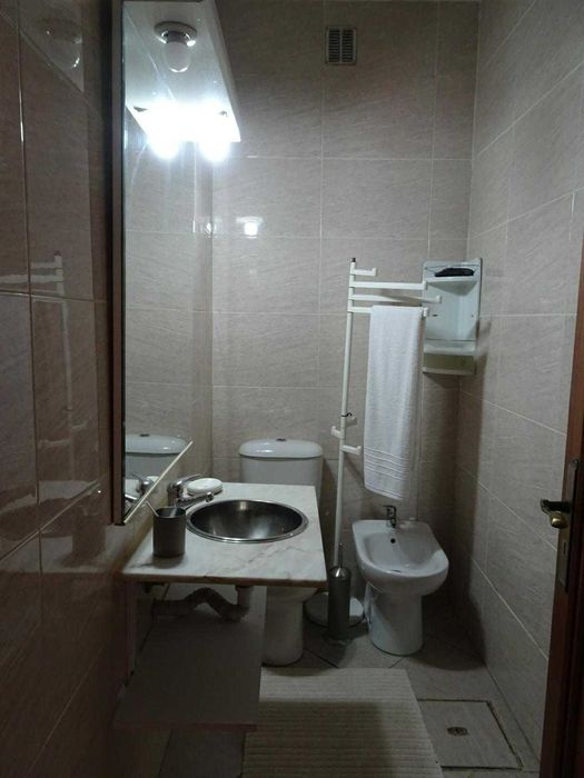 Arrendo suite em ap. muito confortavel universidades campo alegre e outras (boavista) Porto