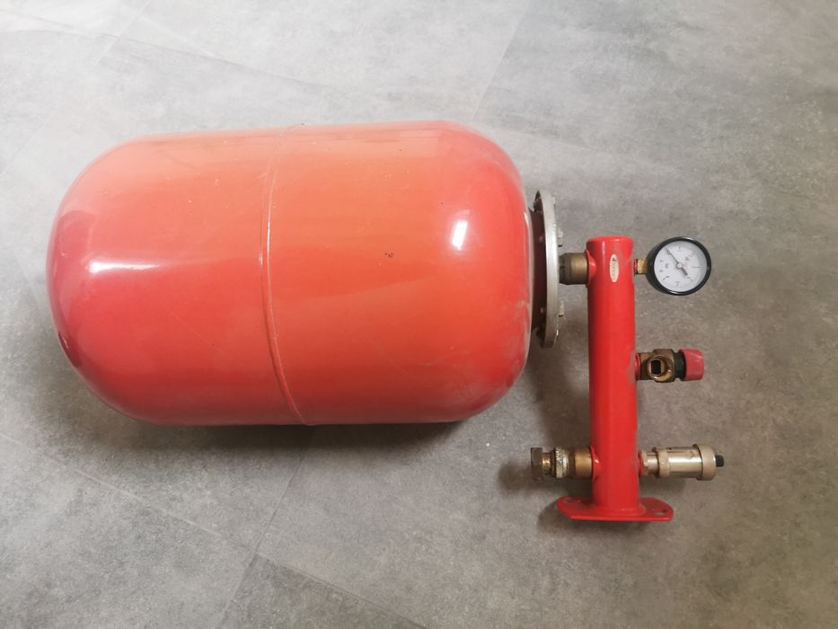 Pompa grundfos plus naczynie przeponowe