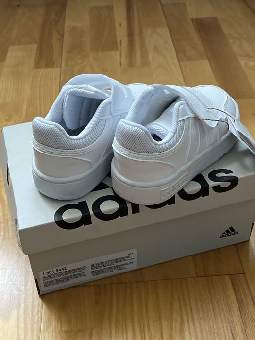 Buty dziecięce Adidas 26 rozmiar