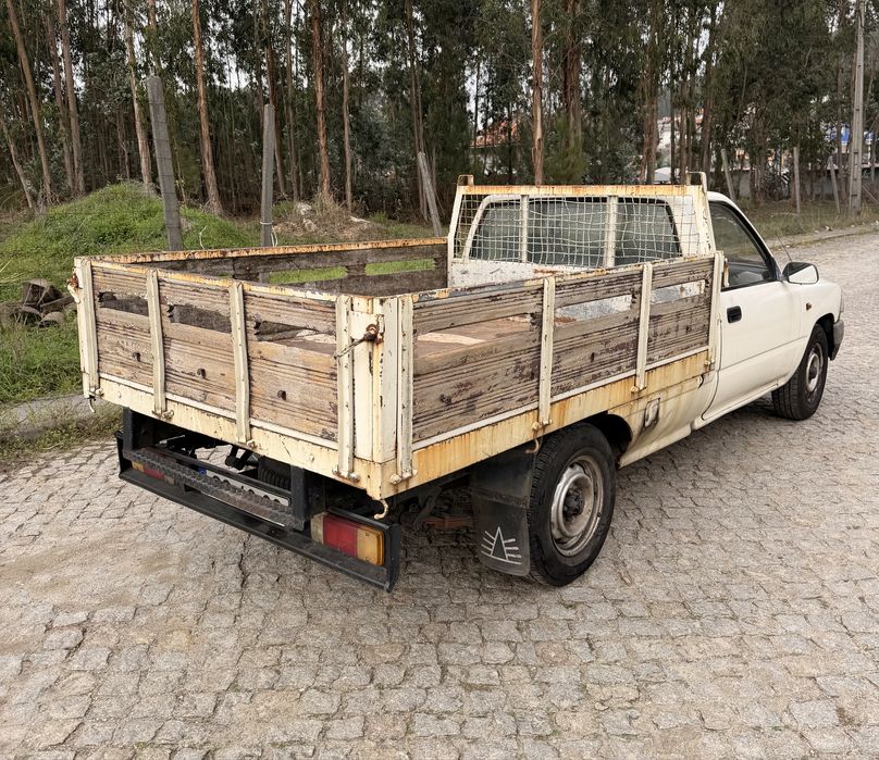 Toyota hilux 3 lugares