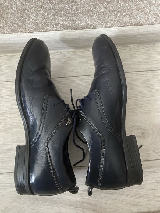 Чоловічі шкіряні туфлі