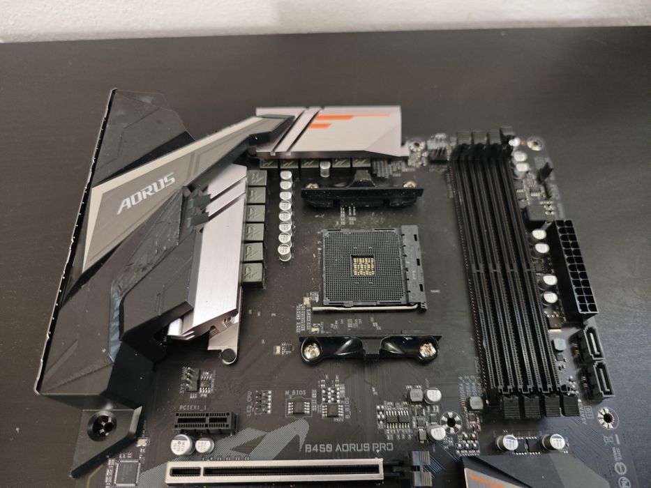 Gigabyte AORUS B450 Pro AM4488903154987192321