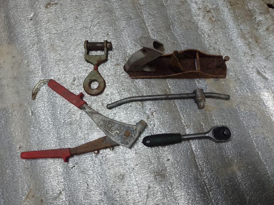 Рубанок металевий трещотка.