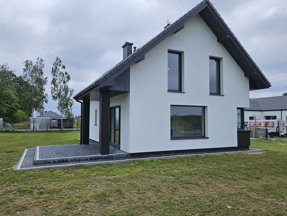 Dom wolnostojący piętrowy 148m2 na działce 1200m2 Prywatnie!!