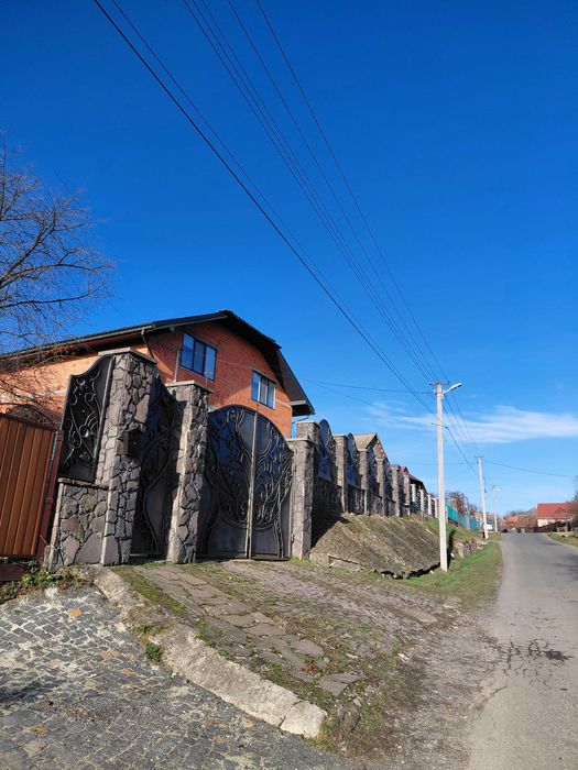 Просторий будинок в 9 км.від Мукачева