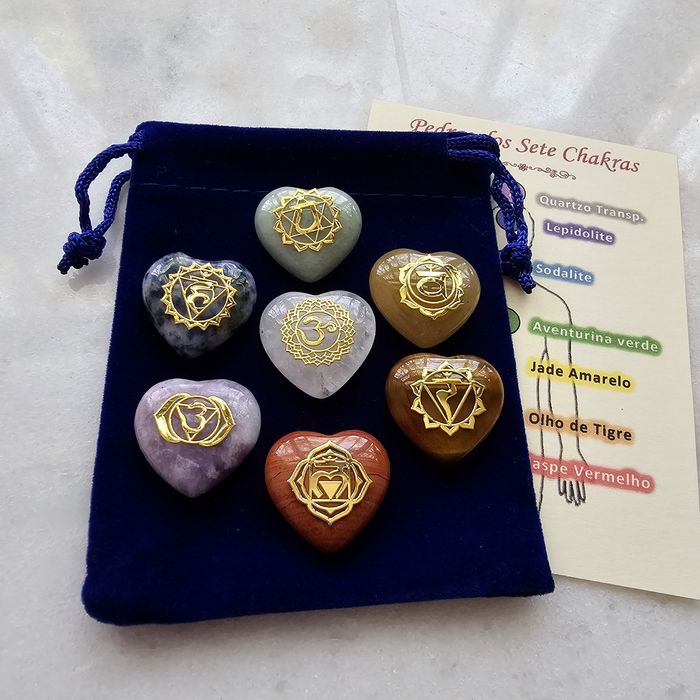 Kit 7 Pedras dos Chakras formato coração