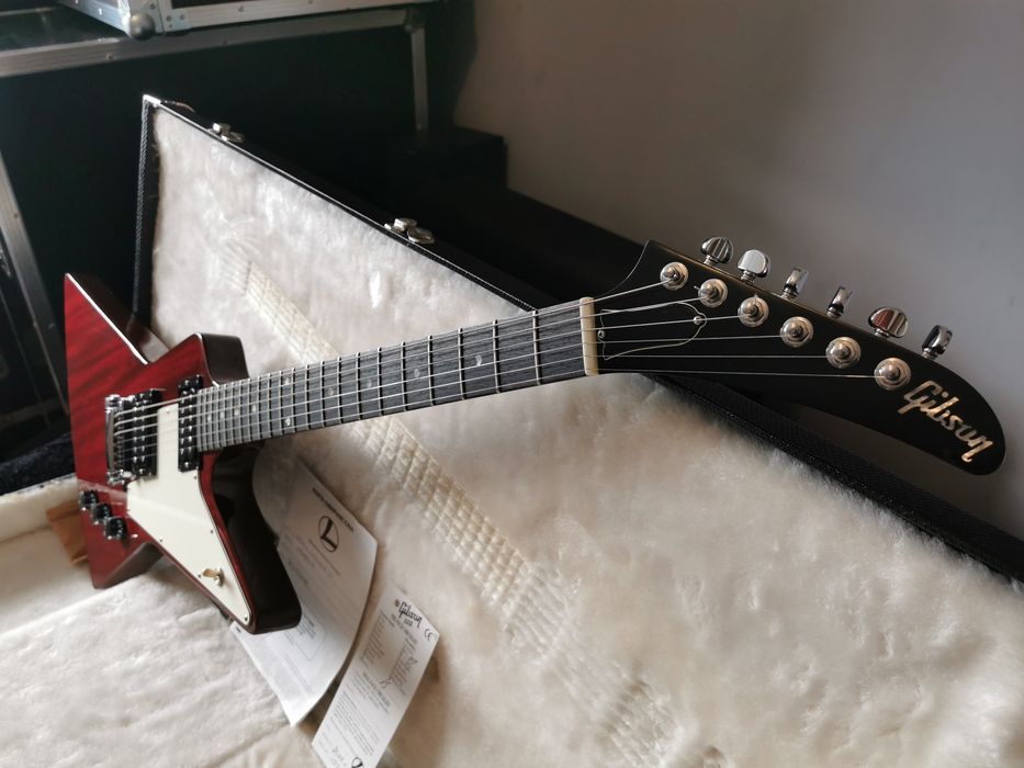 Gibson Explorer cherry red