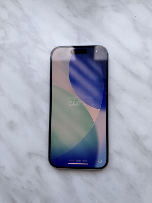 Iphone 15 256GB biały