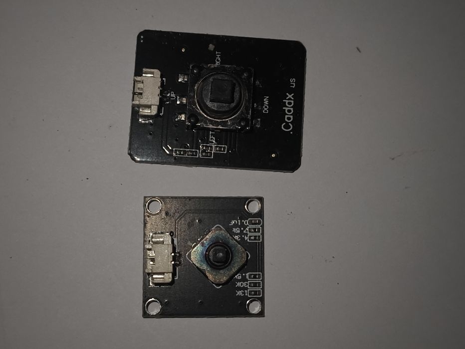 Миниатюрная кнопочко