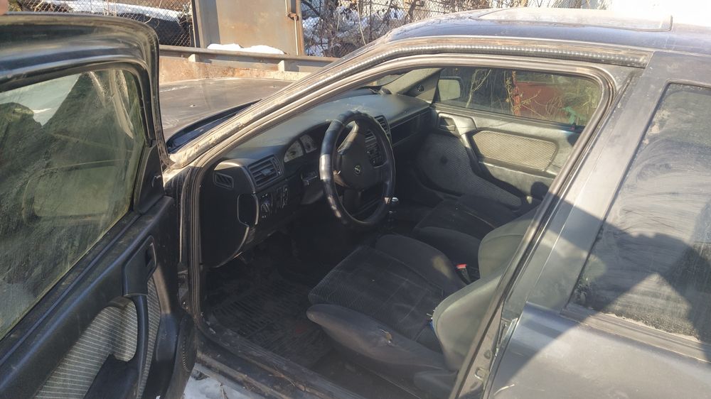 Продам  опель вектра А 2:0і