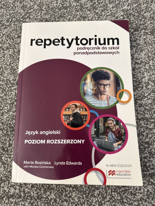 Repetytorium maturalne. Język angielski. Poziom rozszerzony. Macmillan. + dostęp do materiałów online