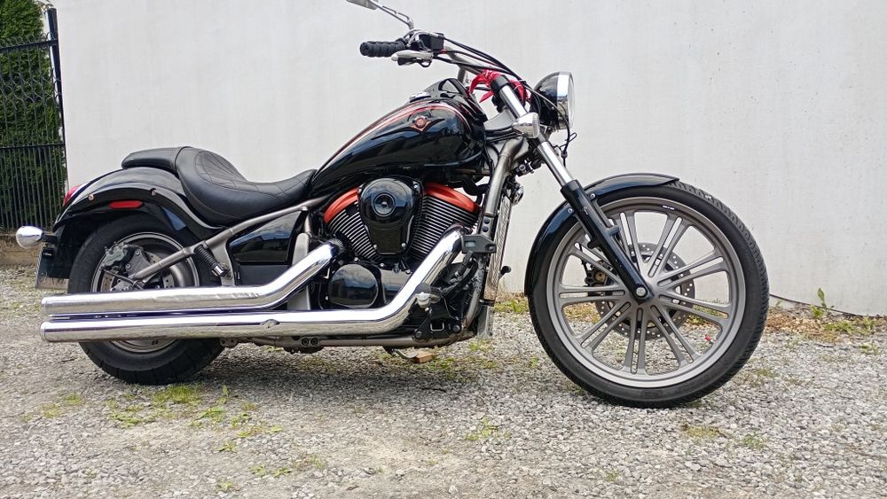 Kawasaki vn 900 custome