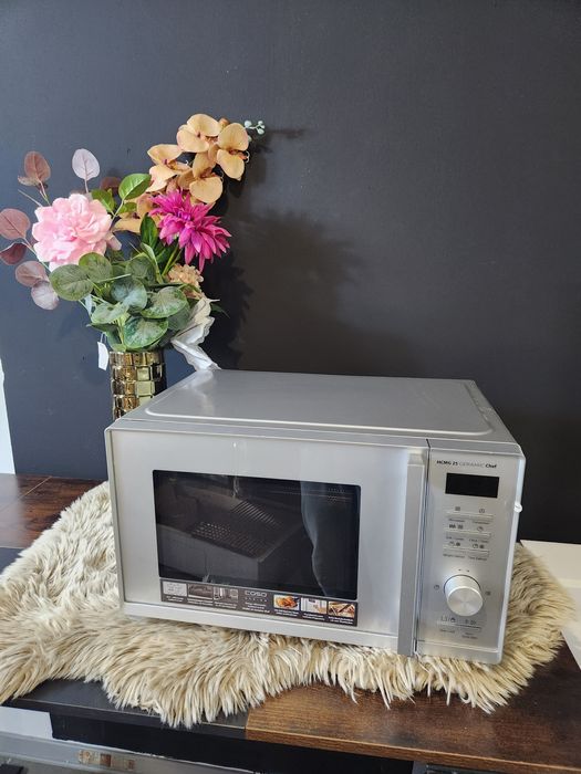 Kuchenka Mikrofalowa Caso HCMG 25