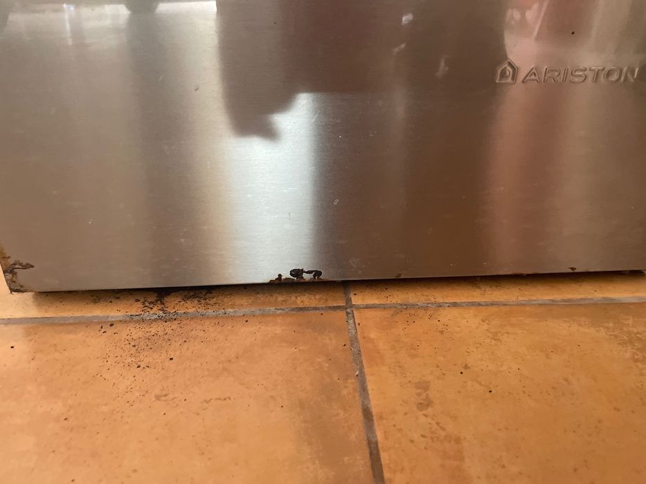 Forno elétrico Ariston