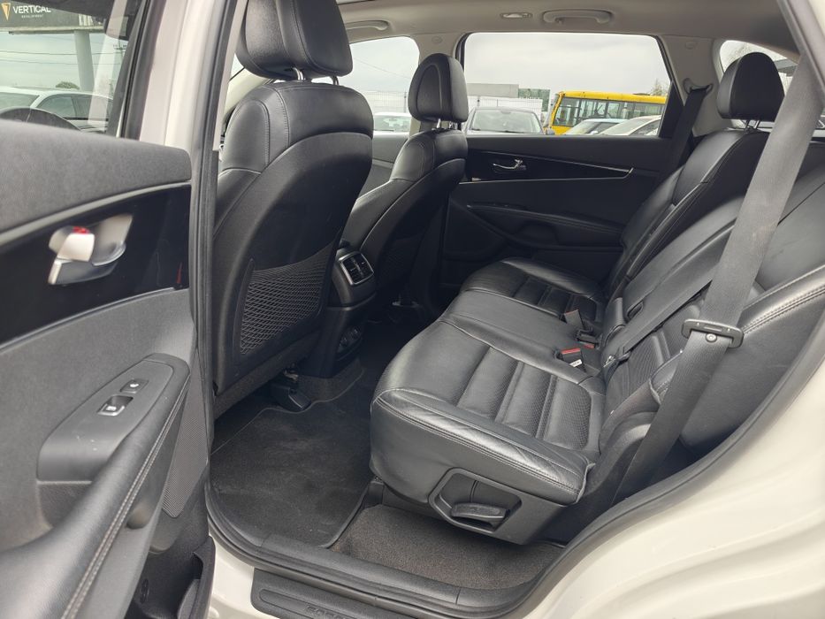 Kia Sorrento 2.2d 7m