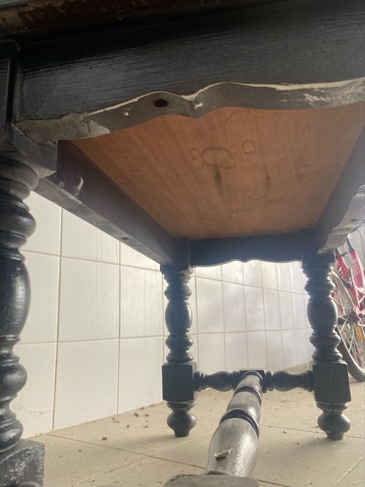 Móvel antigo em madeira maciça | Peça única trabalhada