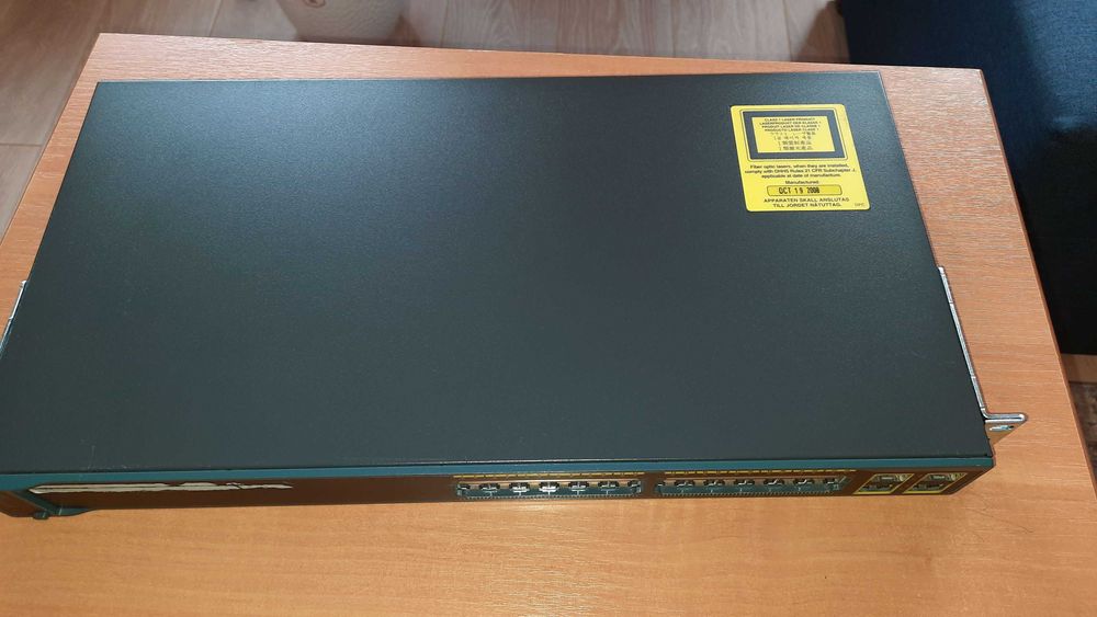 TANIO! Switch Cisco Catalyst WS-C2960+24TC-L Ethernet 10/100