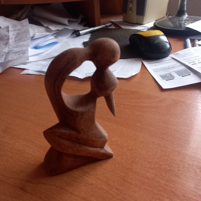 Деревянная статуэтка " Влюбленные" в идеальном сост.,Харьков