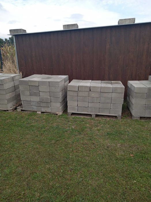 Bloczki fundamentowe betonowe M6 emki