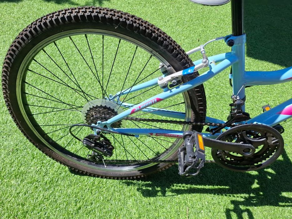 Bicicleta Aro 24 Azul e Rosa – Ótimo Estado