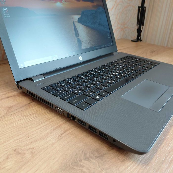 Ноутбук HP 250 G6 15.6" Intel Core i3-7020U DDR4 8Gb SSD 128Gb+HDD 500Gb