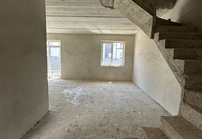 Продаж таунхауса з гаражем 144 м2 / 520$/м2