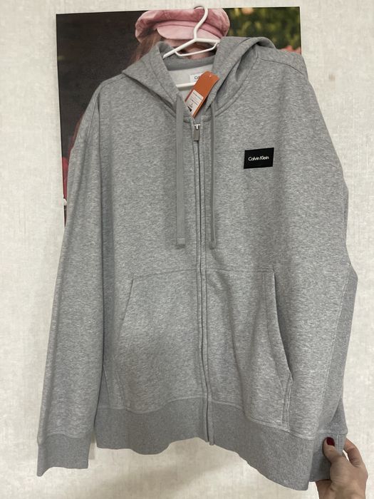 Толстовка  тепла кофта нова Calvin Klein 56-58