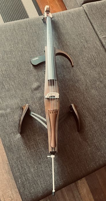 Violoncelo eletrco Yamaha SVC300C Silent Cello