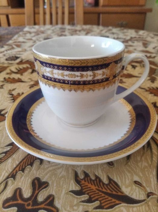 Serviço de Louça completo + Faqueiro, 72 peças, Banhado a Ouro