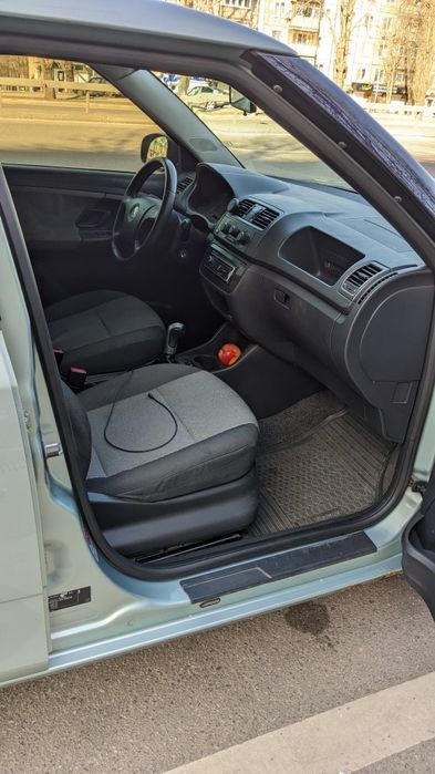 SKODA FABIA 2009 VIN TMBFE25J193180318 фото оголошення 5 з 9