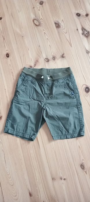 Spodenki H&M zielone na 8-9 lat