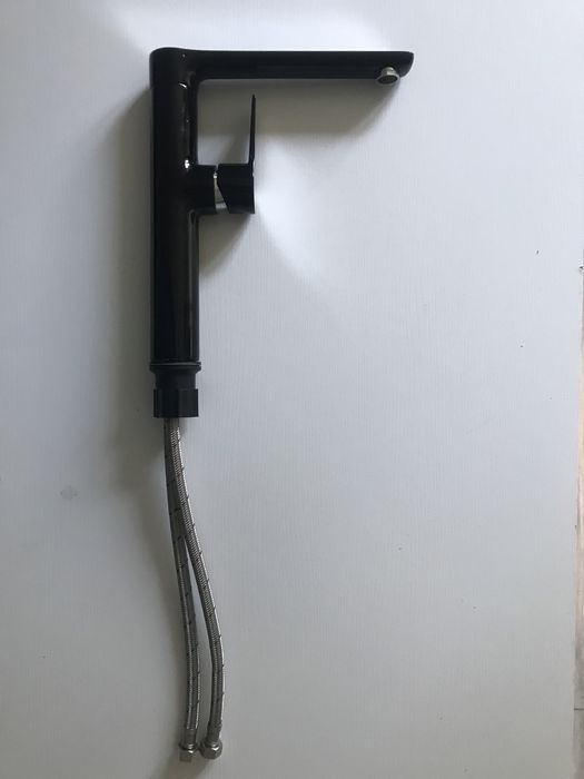 Bateria kuchenna stojąca z obrotową wylewką VALXEX.