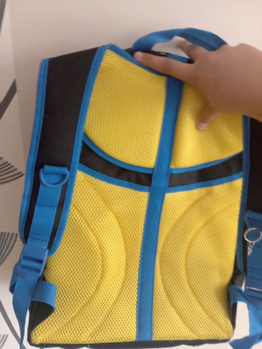 Продам рюкзак шкільний,патріотичний,новий