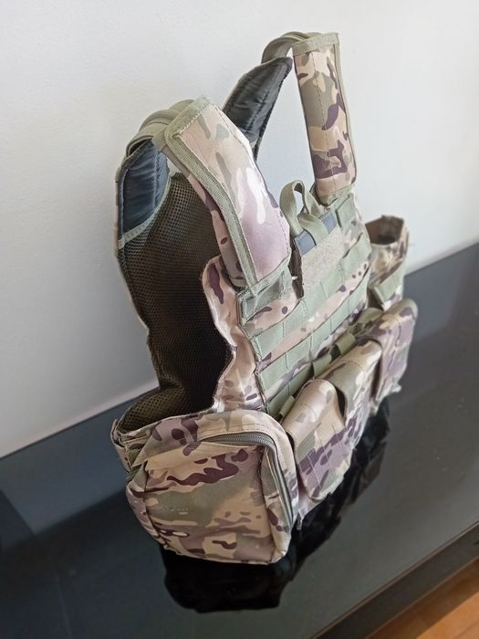 Chaleco airsoft camuflado