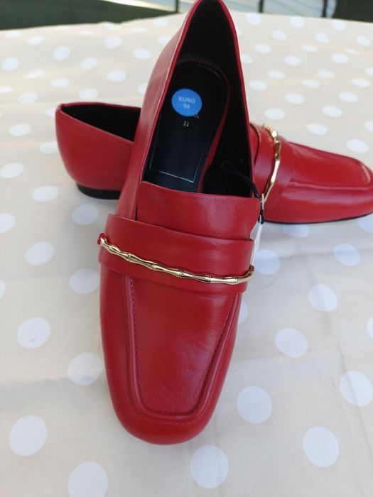 Zara.Мокасини шкіряні