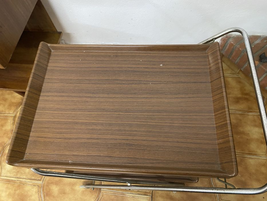 Carrinho de Chá/Bar Vintage Dobrável com Rodas – Anos 70/80