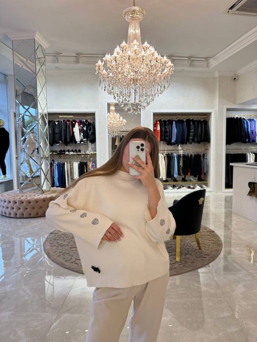 Светр Serianno молочний