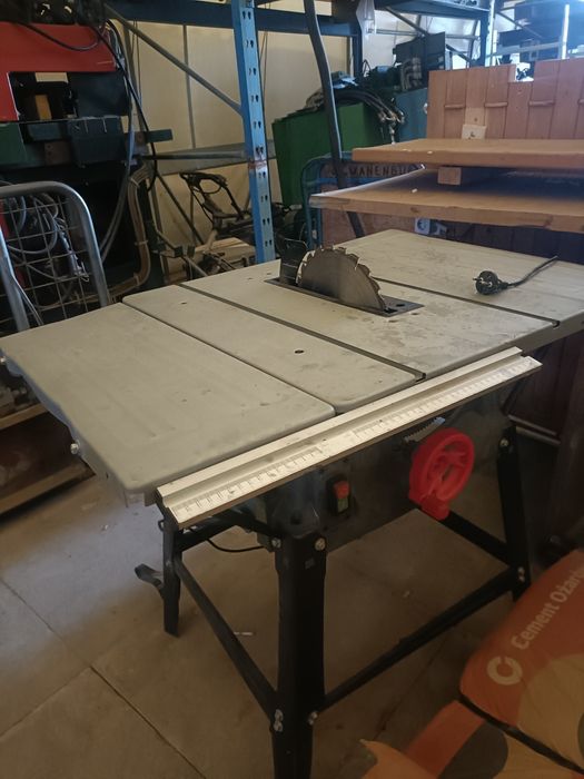 Piła stołowa przecinarka