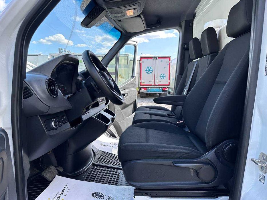 Mercedes-Benz Sprinter 2021p.