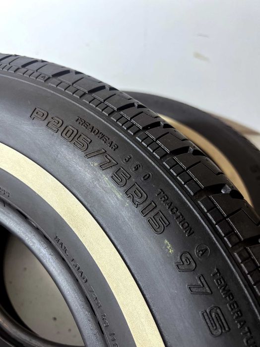 Pneus Platinum 75 (Faixa Branca Classicos) - 205/75/15 - Como NOVOS