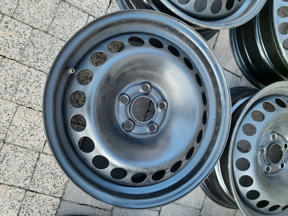 Felgi 15 Audi A1 A2 5x100 6J et29 Adamowa Góra • OLX.pl