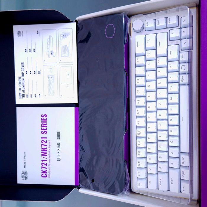 Бездротова механічна клавіатура Cooler Master CK721 RGB 65% Silver-Wht