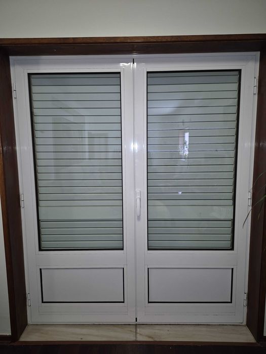 Janelas e portas duplas, vidro duplo