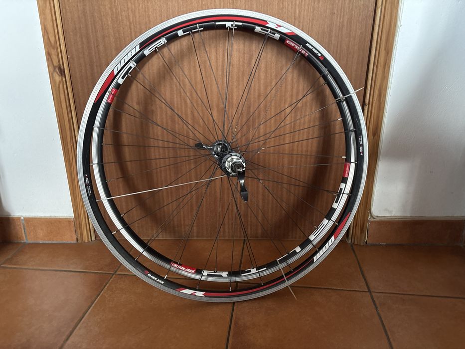 Rodas de estrada blackjack