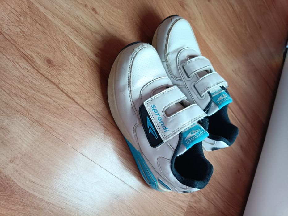 Adidasy chłopięce sprandi 30