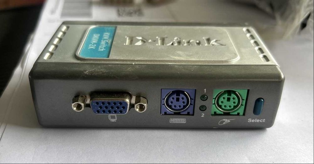 D-Link switch przełącznik KVM DKVM-2K